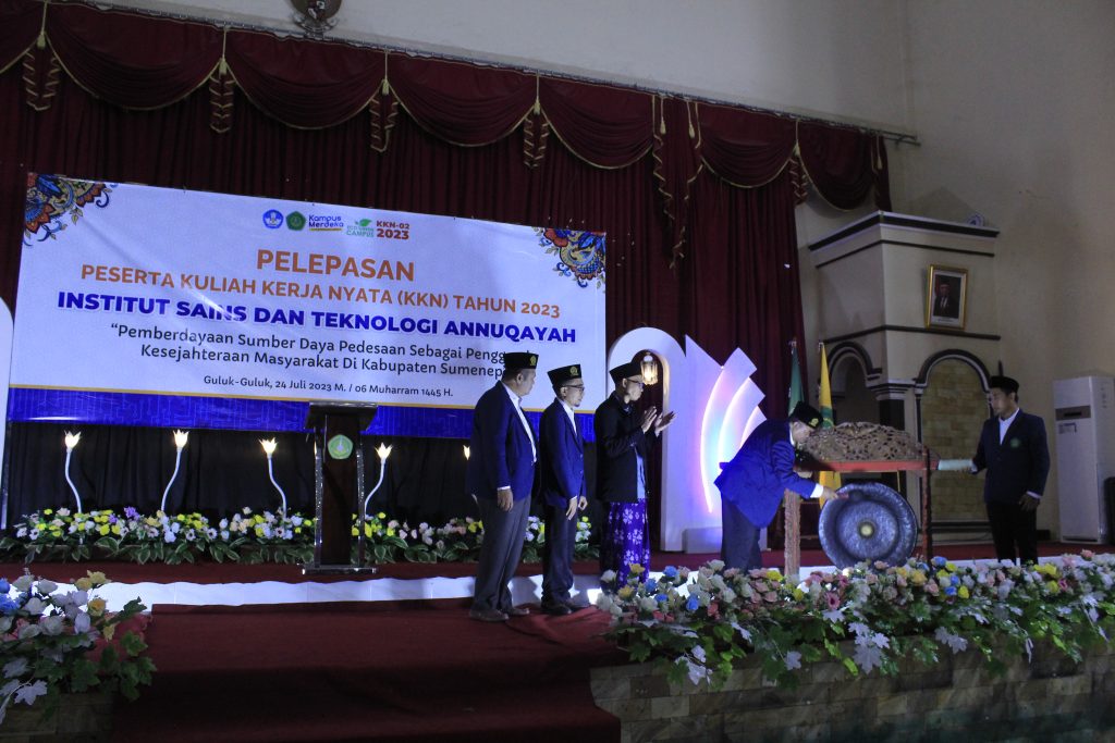 Pelepasan Peserta KKN 02 Tahun 2023 IST Annuqayah