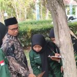 Kegiatan Observasi dan Identifikasi Mahasiswi Biologi FMIPA IST ANNUQAYAH di Kebun raya Purwodadi Pasuruan.